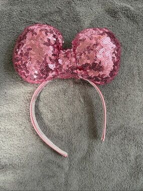 Hello Kitty Chubby Bunny Pink Sequin Bow Headband